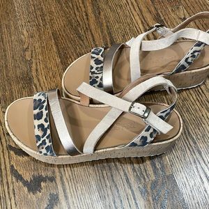 Paul Green leopard sandal